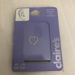 Claire’s Heart-Shaped Dath Earring